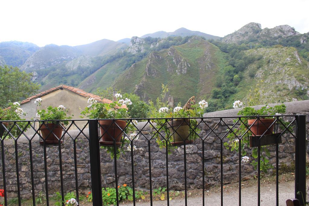 El Colladin Guest House Llerices Room photo